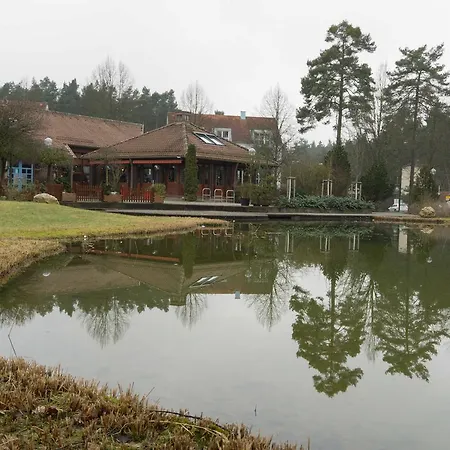 Weiher - Naehe Nuernberg / Messe * Schwanstetten